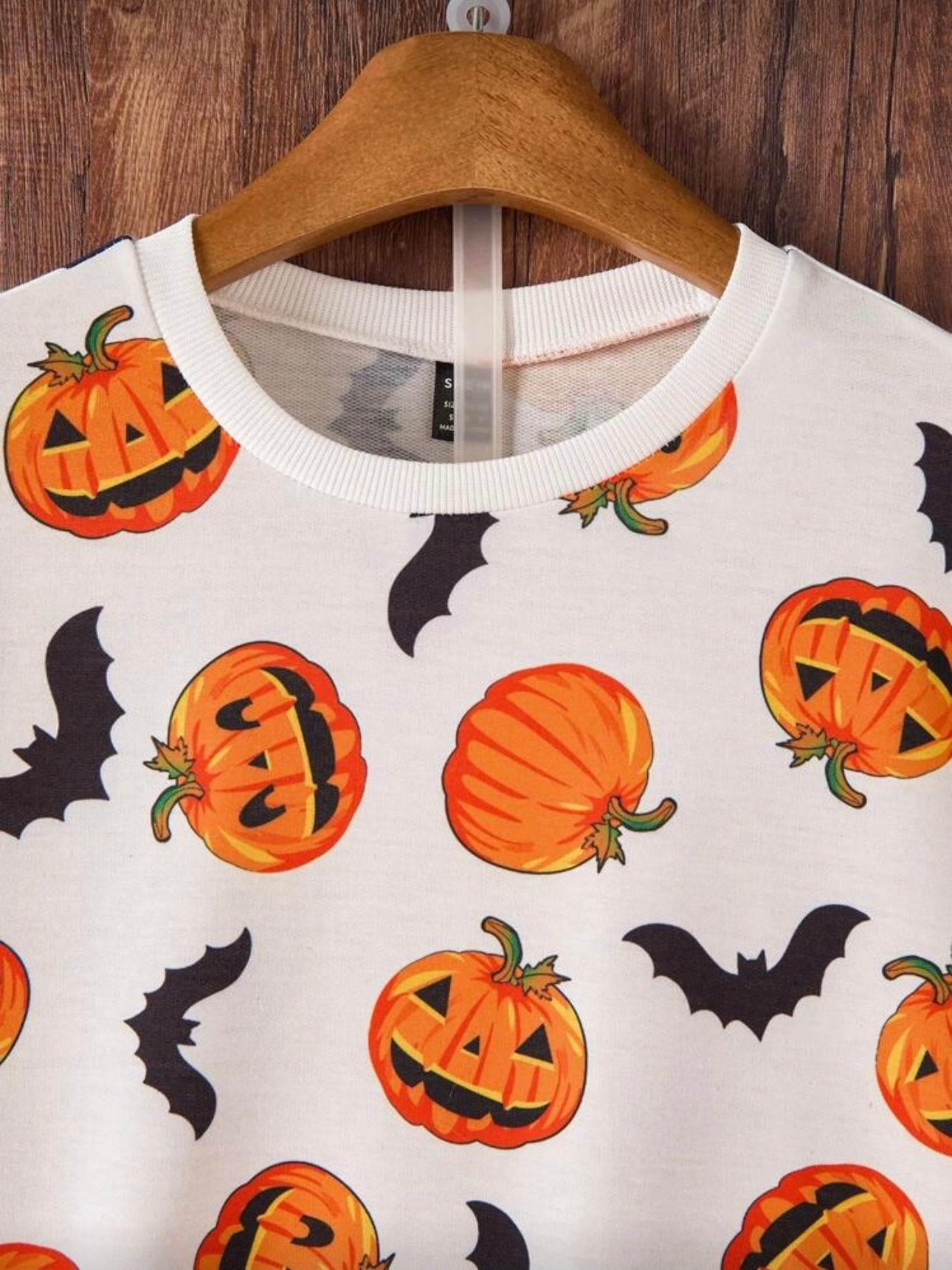 Sudadera Halloween con calabaza y murciélago