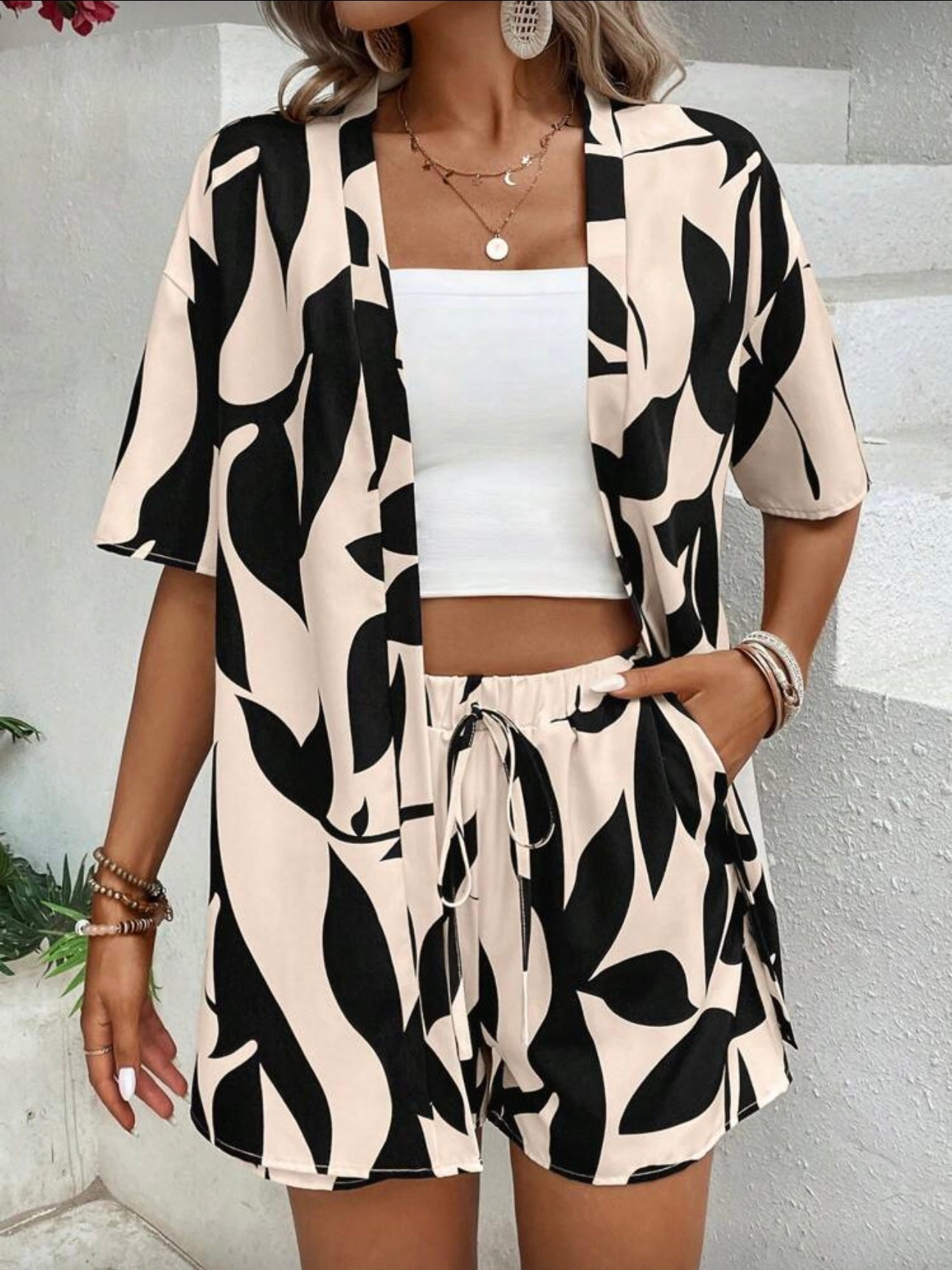 Short Breezaya estampado floral con lazo