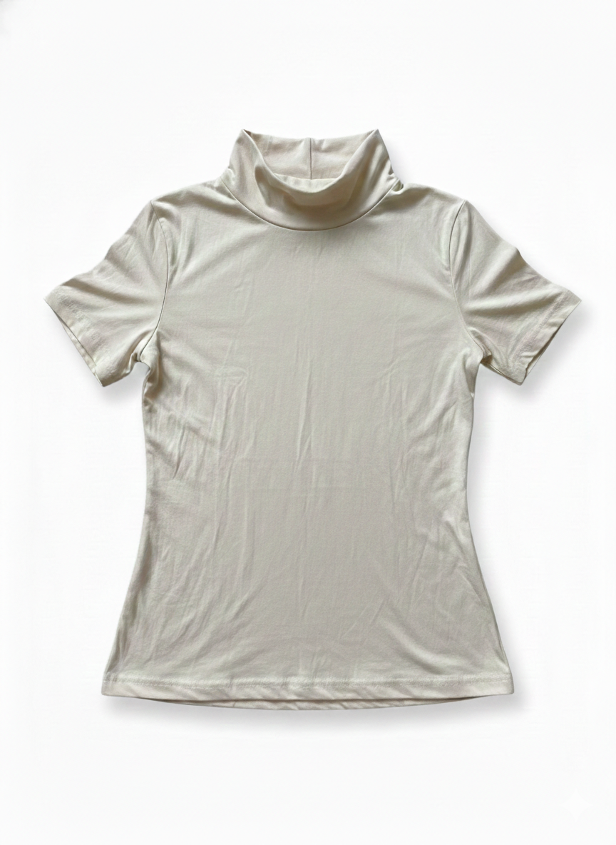 Remera de Punto Liso de Cuello Alto