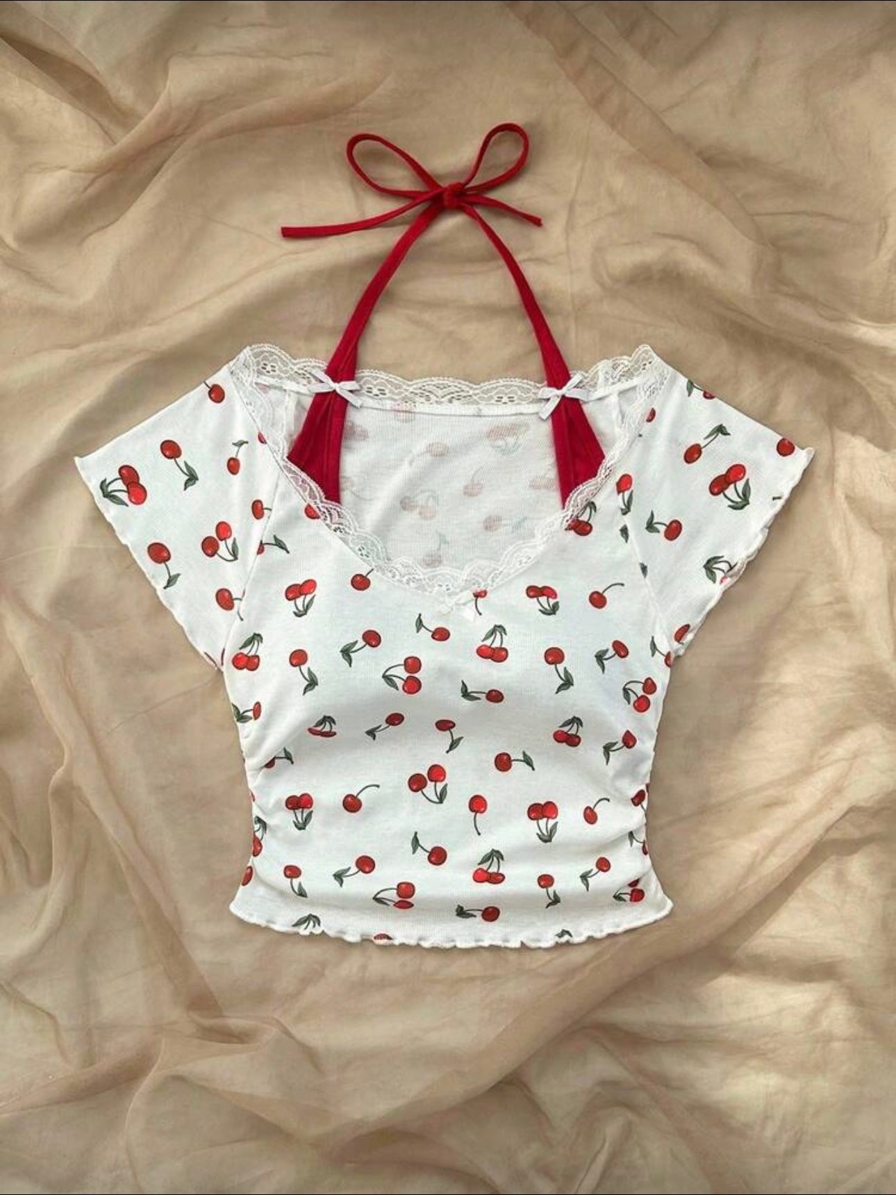 Camisa SHEIN BASICS estampada de cerezas