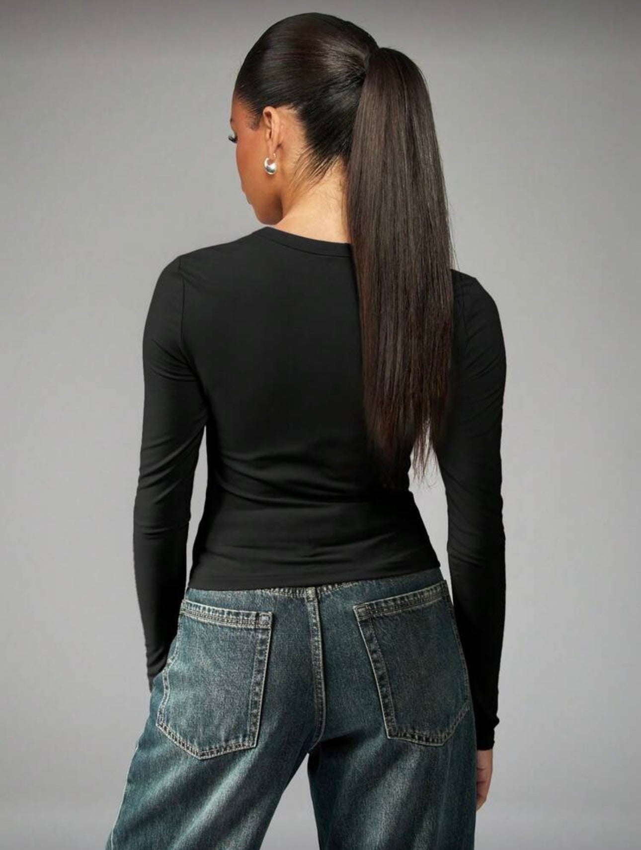 Camiseta negra MISSGUIDED manga larga básica