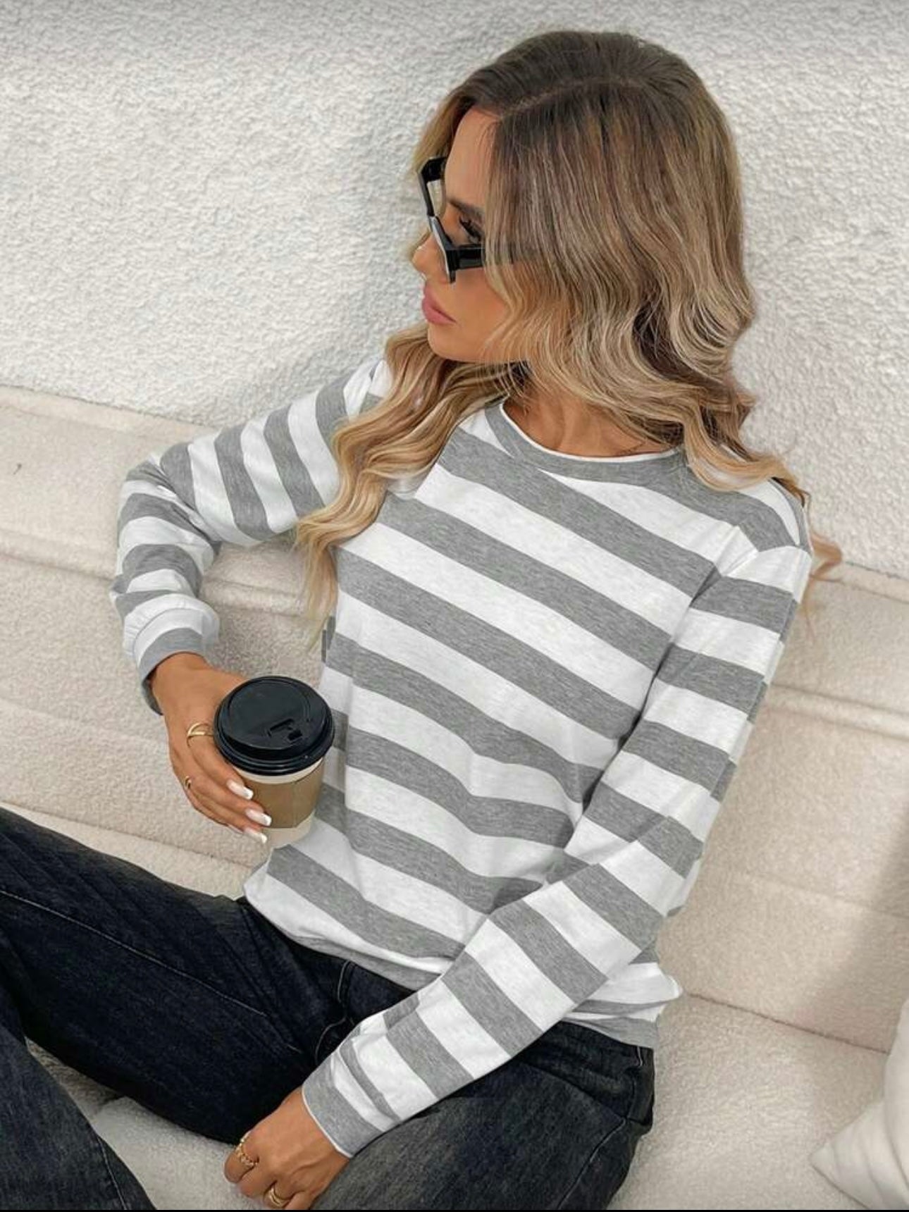 Sudadera Easowa gris a rayas